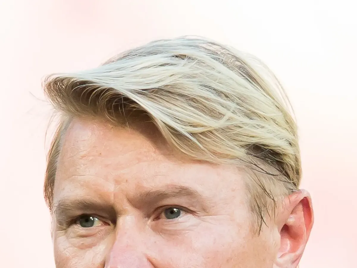 Porträttbild av Mika Häkkinen.