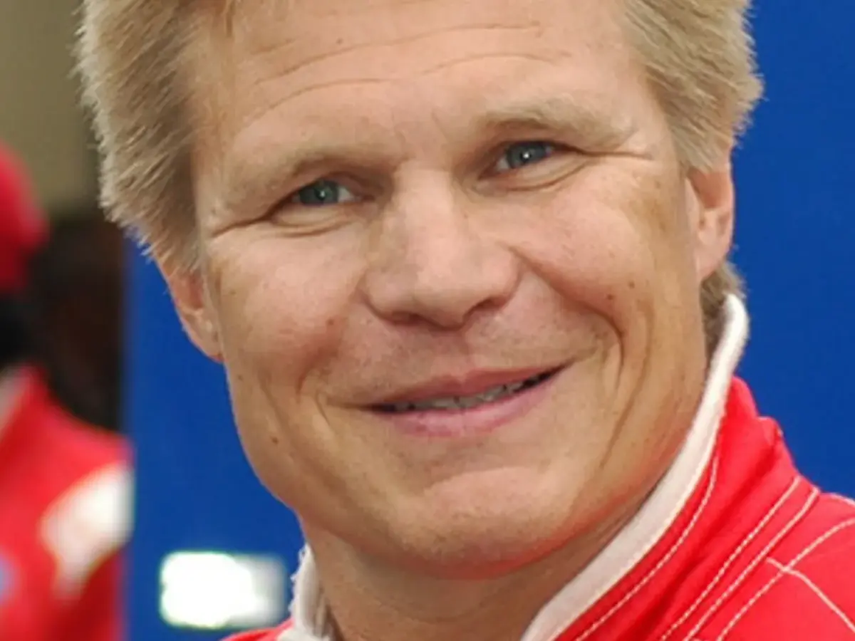 Porträttbild av Mika Salo.
