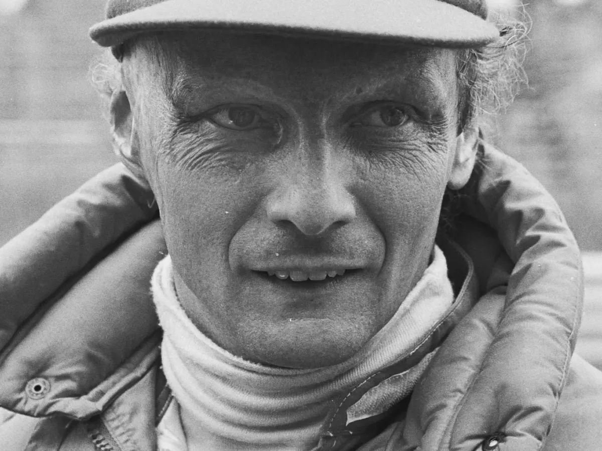 Porträttbild av Niki Lauda.