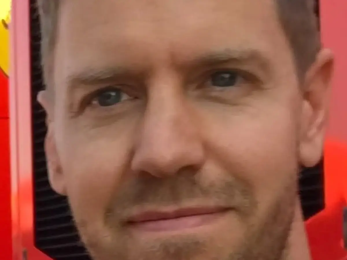 Porträttbild av Sebastian Vettel.
